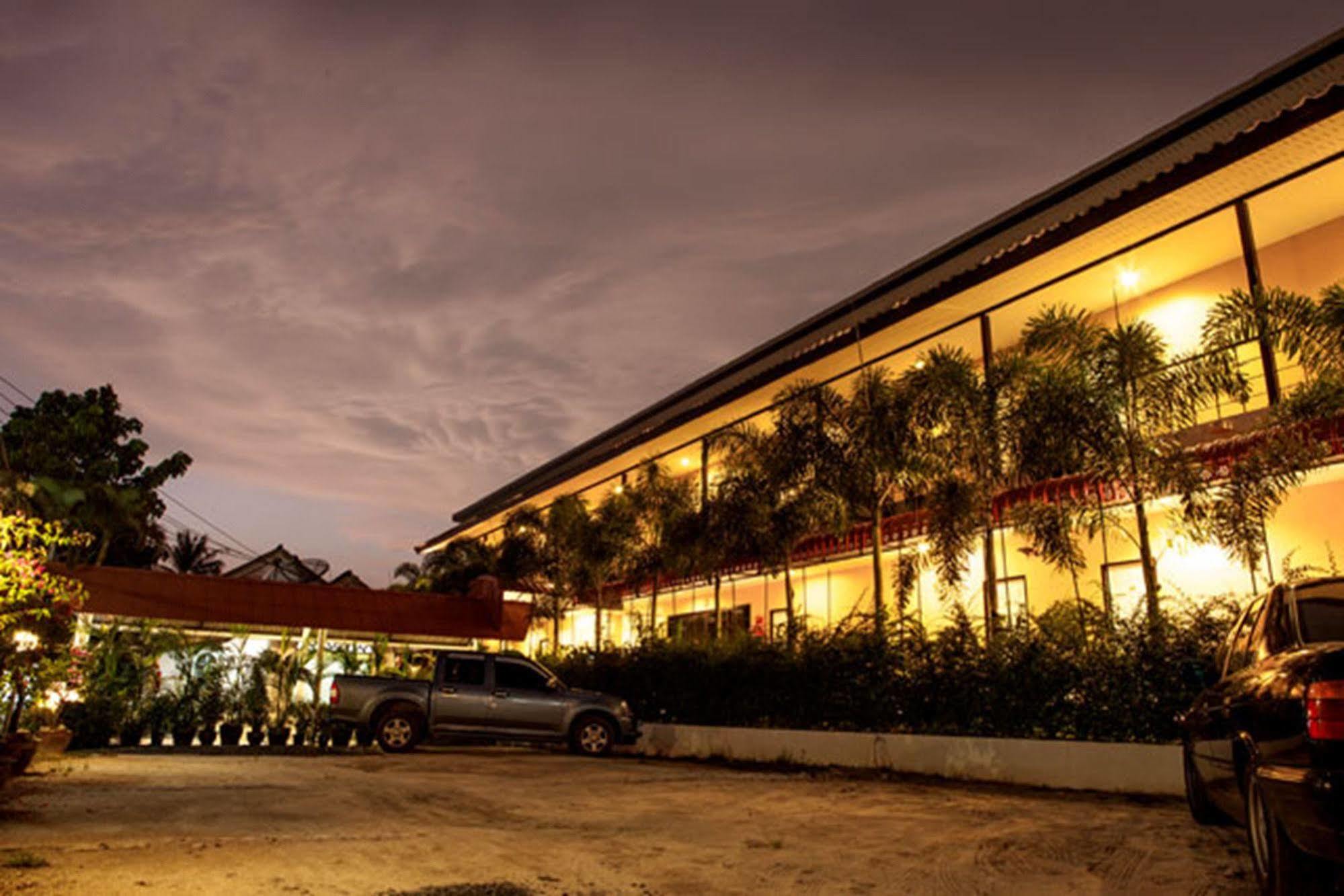 Phuket Airport Inn Ban Bo Han Exterior photo
